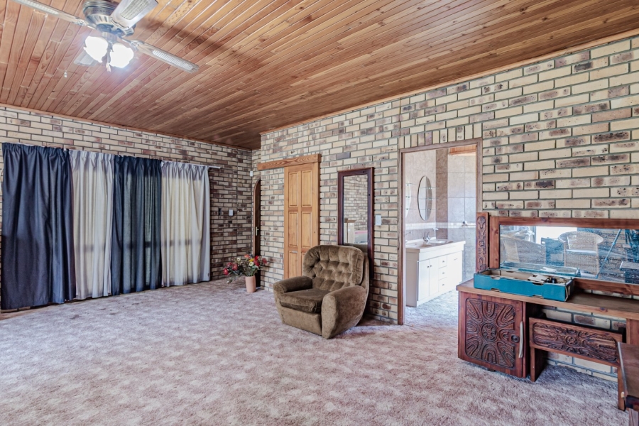 Commercial Property for Sale in Waagfontein North West